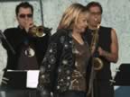 Etta James & the Roots Band (71kb)